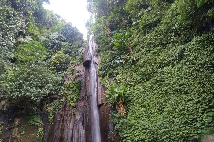 The Charm of Grenjengan Waterfall, a Hidden Natural Paradise in Pacet Mojokerto